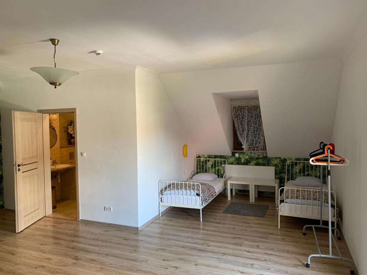 Motel U Olka Boczow Ngoại thất bức ảnh