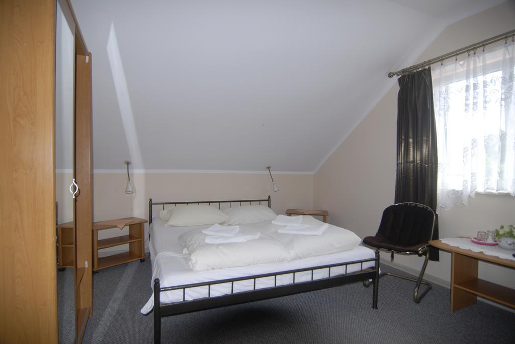 Motel U Olka Boczow Ngoại thất bức ảnh