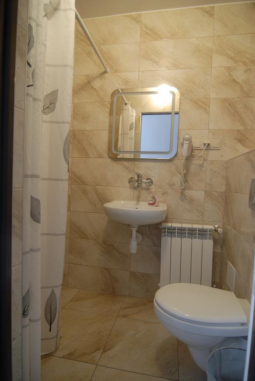 Motel U Olka Boczow Ngoại thất bức ảnh