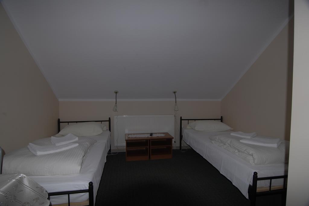 Motel U Olka Boczow Ngoại thất bức ảnh