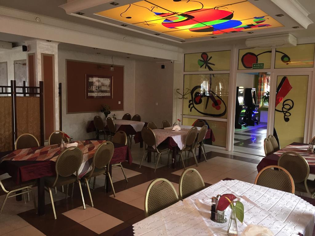 Motel U Olka Boczow Ngoại thất bức ảnh