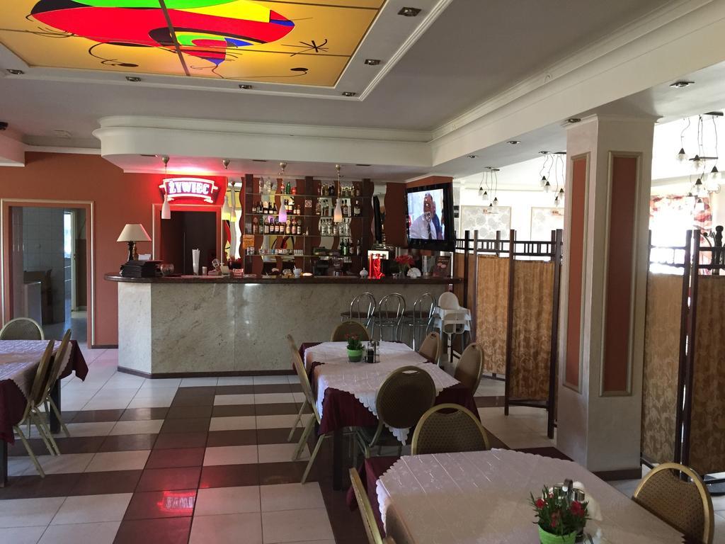 Motel U Olka Boczow Ngoại thất bức ảnh