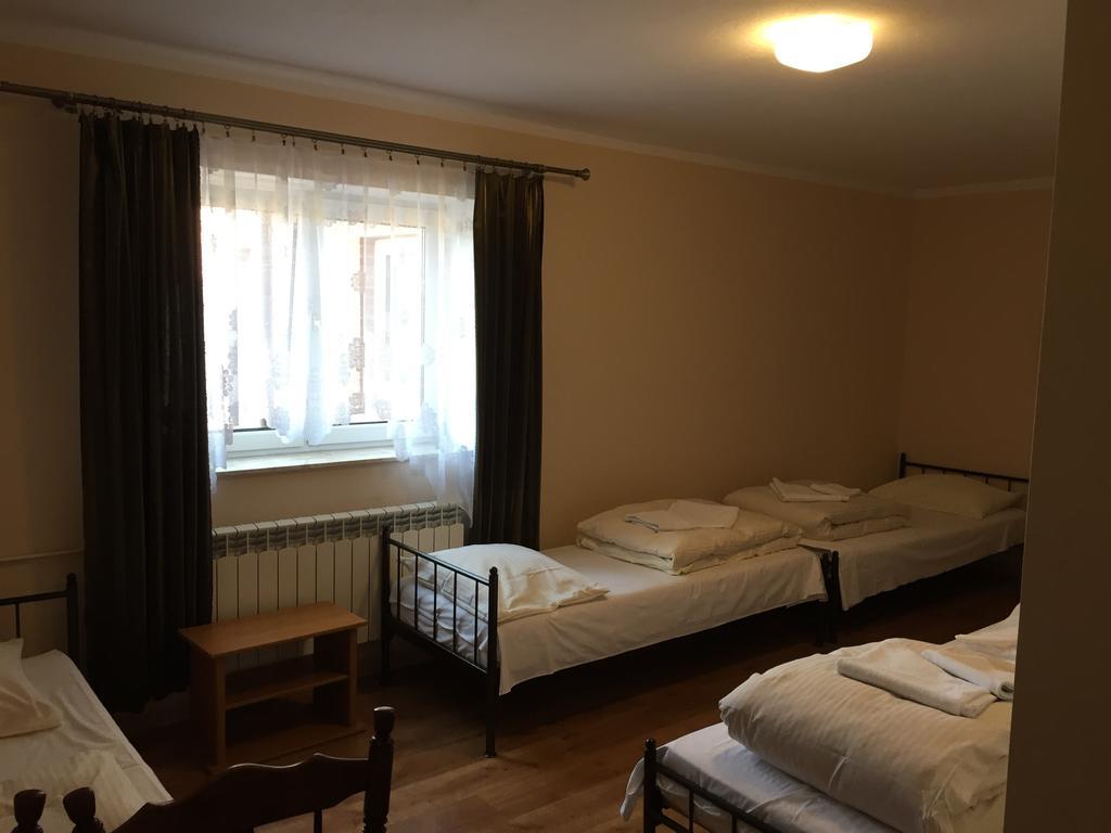 Motel U Olka Boczow Ngoại thất bức ảnh